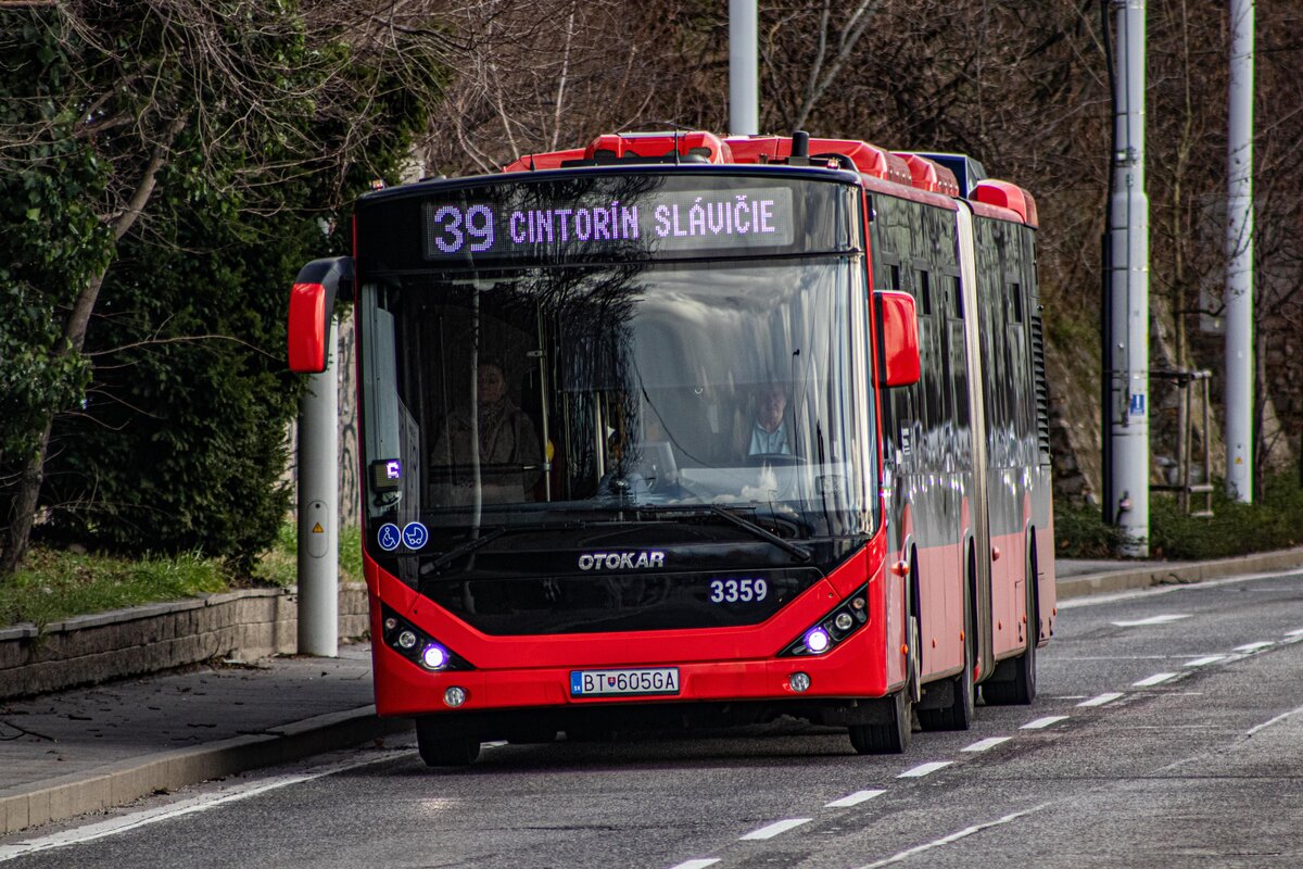 4.1.2024: DPB Wagen 3359 auf der Linie 39 nach Cintorín Slávičie