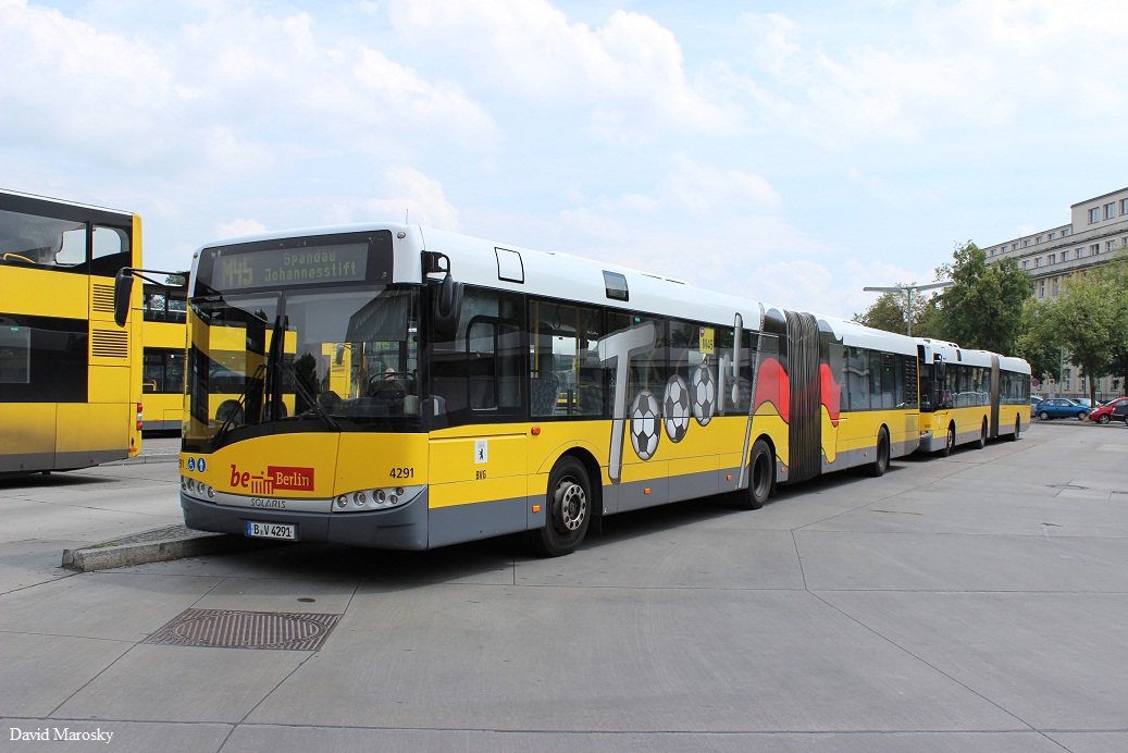 4291, ein Solaris Urbino der BVG an der Hertzallee Berlin. 14.07.2014