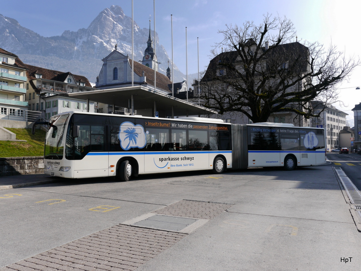 AAGS - Mercedes Citaro Nr.34  SZ 53434 bei den Haltestellen Schwyz Post am 27.02.2016