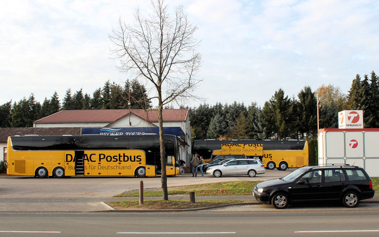 Am 31.10.2013 werden bei den Tostedter Unternehmen  Becker Tours  - www.Becker-Reisen.de, die letzten Vorbereitungen fr den Start am 01.11.2013 der  ADAC Postbus  - Linie >Bremen-Hamburg-Berlin< getroffen.
