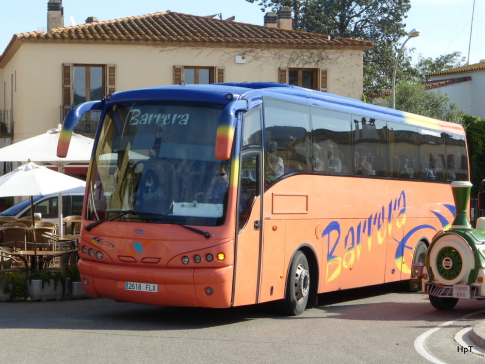 Andicar  ? Reisecar unterwegs in Pals ( Spanien ) am 01.10.2014