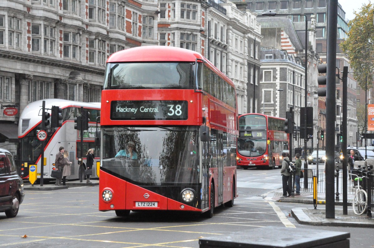 Arriva, London. Wrightbus New Routemaster (Nr.LT224) in Vernon Place. (15.11.2014)