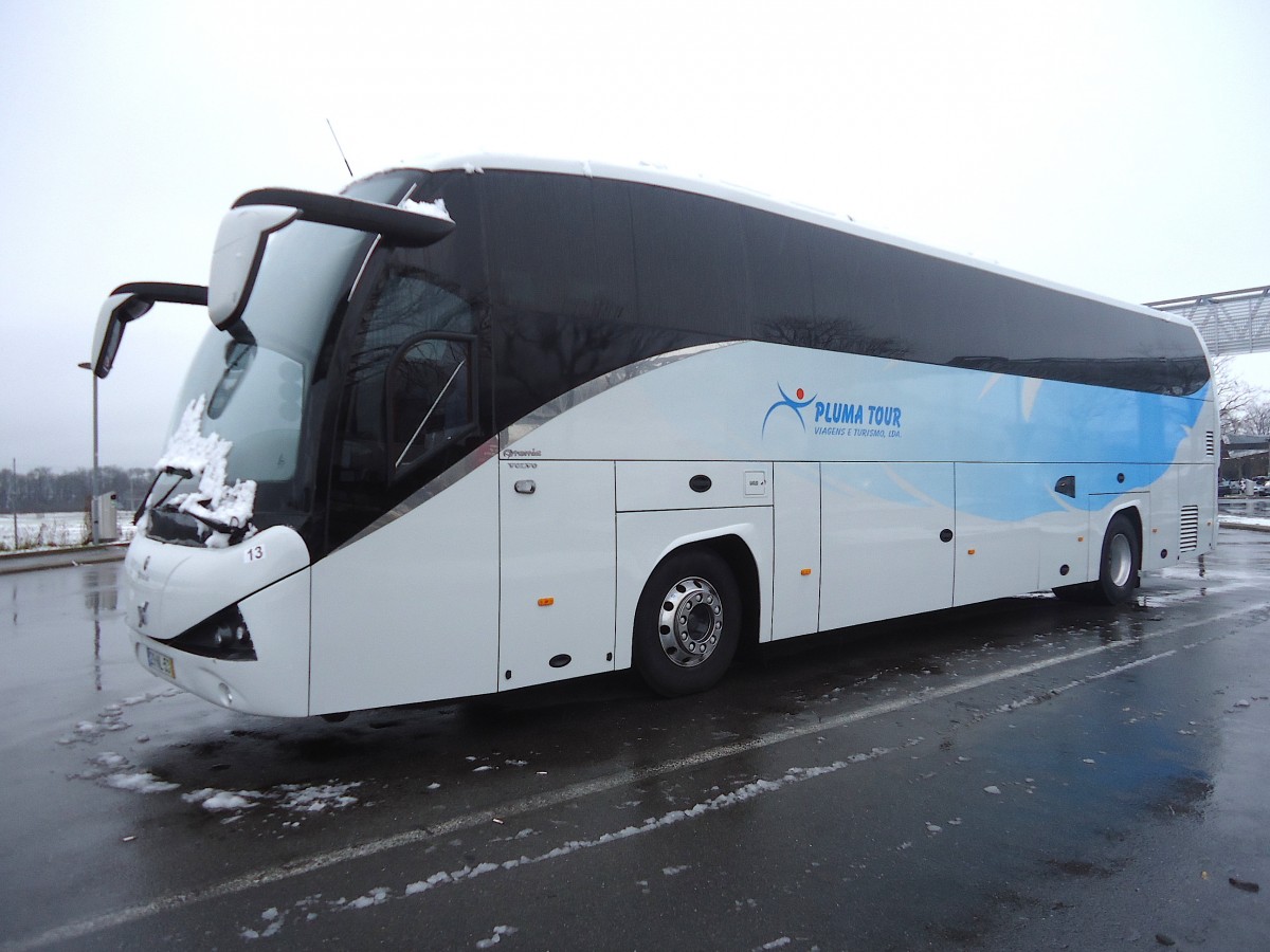 Atomic Volvo, Plum Tour (Portugal), entre Lausanne et Genève février 2015