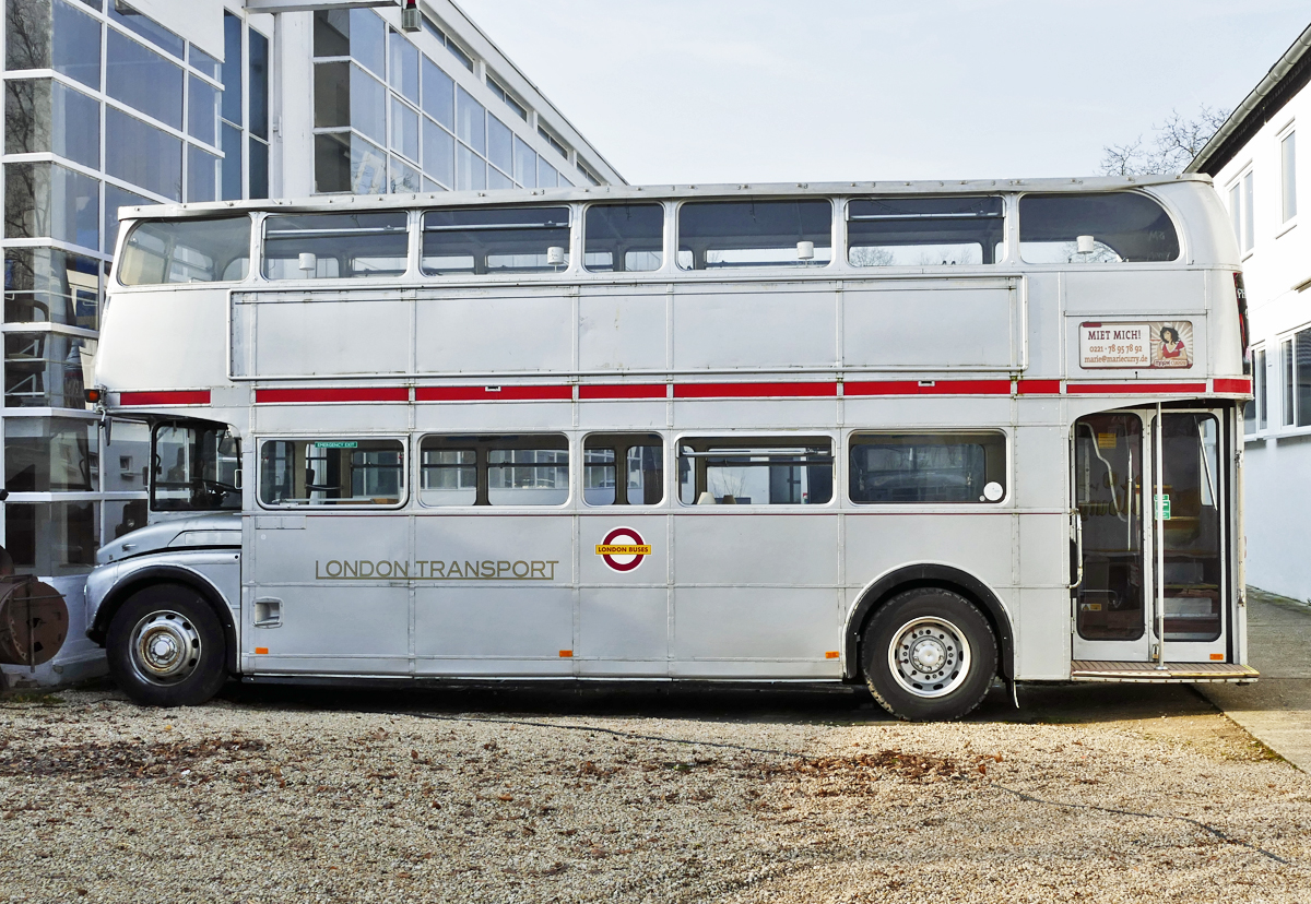 Ausgedienter Londoner Doppeldeckerbus in Bad Honnef - 08.02.2018