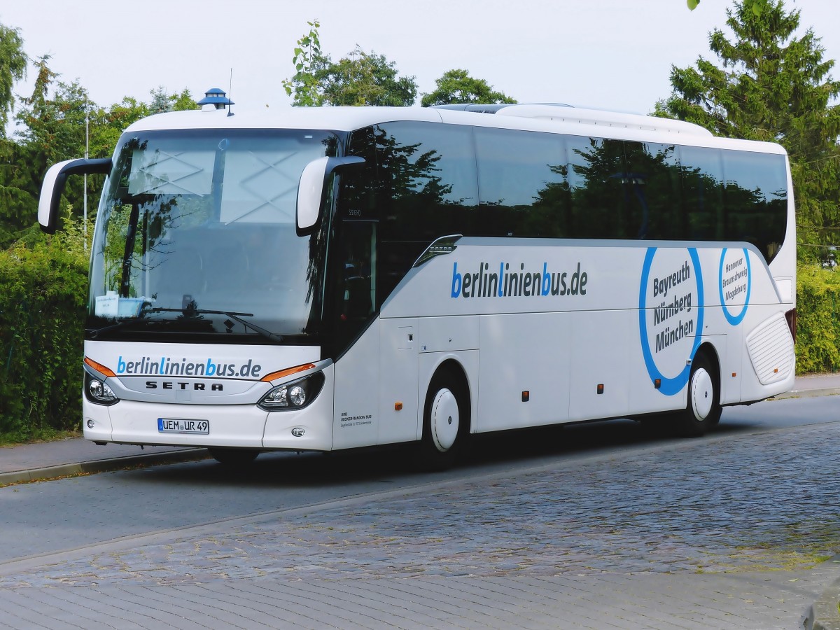 BerlinLinien Bus, Uecker-Randow Bus GmbH mit einem Setra S516 HD . Zinnowitz im August 2015.
