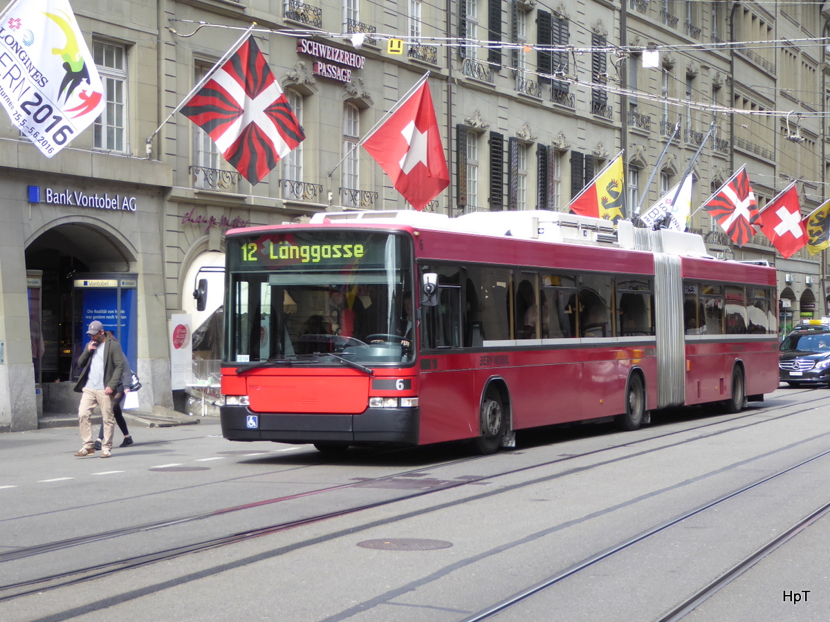 Bern Mobil - Trolleybus Nr.6 unterwegs auf der Linie 12 in der Stadt Bern am 24.05.2016