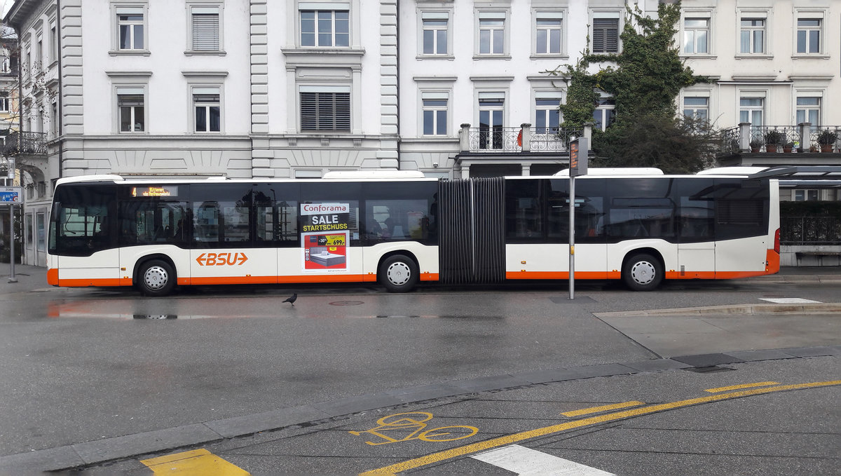 BSU: Mercedes CITARO Gelenkbus auf den nächsten Einsatz wartend in Solothur-HB am 28. Dezember 2017.
Foto: Walter Ruetsch 