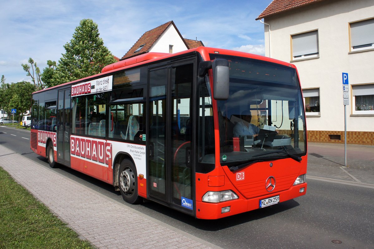 Bus Alzey: Mercedes-Benz Citaro Ü vom Rhein-Nahe-Bus (Omnibusverkehr Rhein-Nahe / ORN), aufgenommen im Juni 2016 am Bahnhof in Alzey.
