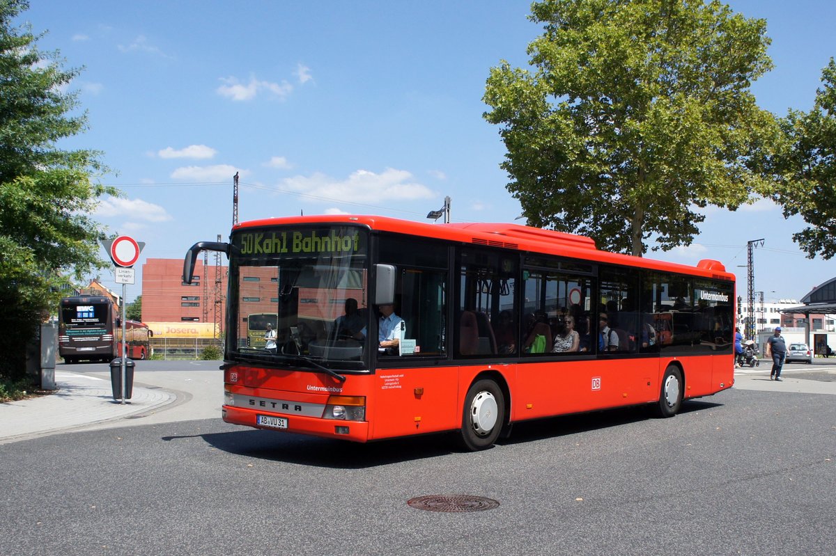 Bus Aschaffenburg / Verkehrsgemeinschaft am Bayerischen Untermain (VAB): Setra S 315 NF (AB-VU 31) der Verkehrsgesellschaft mbH Untermain (VU) / Untermainbus, aufgenommen Ende Juli 2018 am Hauptbahnhof in Aschaffenburg.