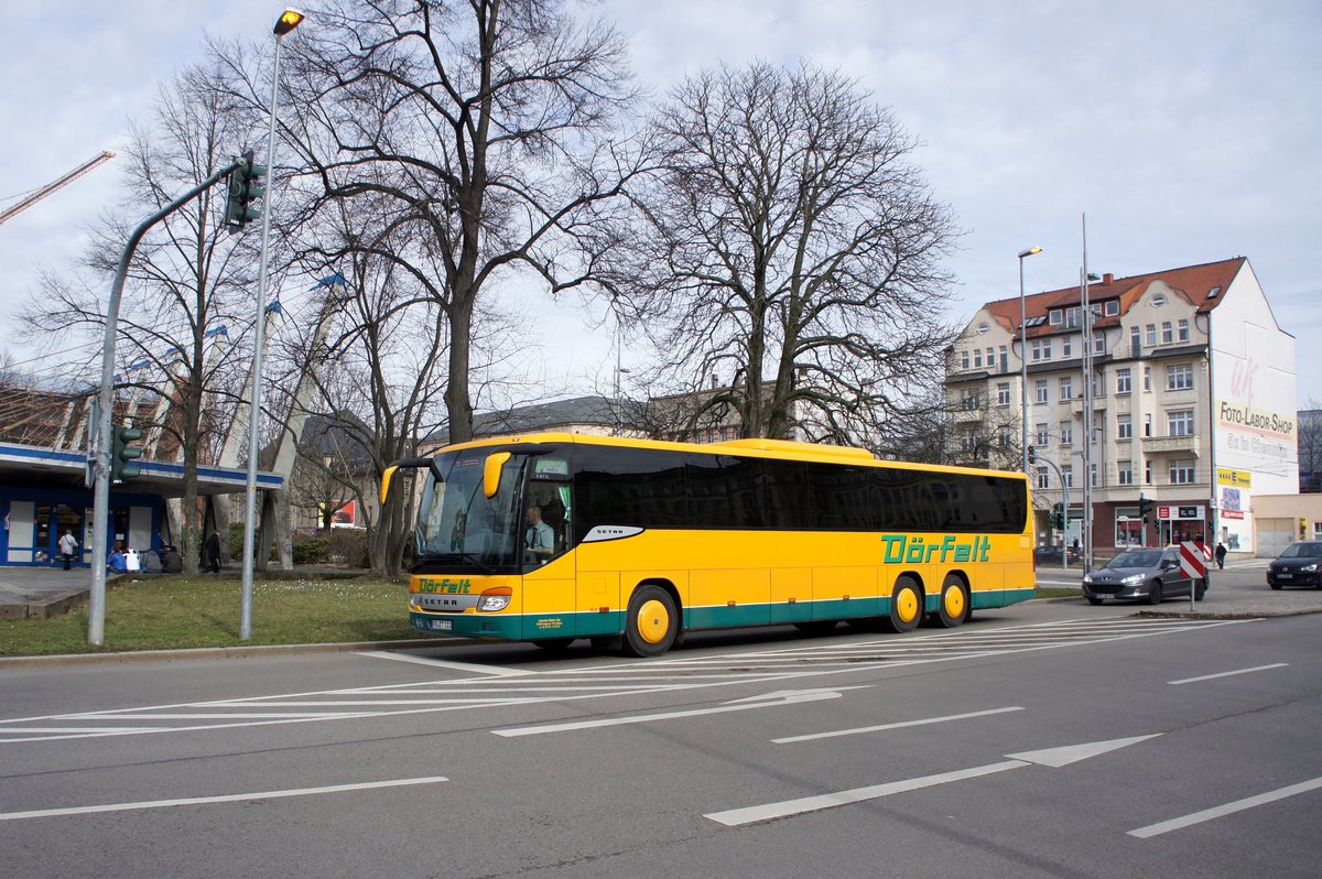 Bus Chemnitz: Setra S 417 UL vom Reisedienst Gerhard Drfelt OHG, aufgenommen im Mrz 2017 am Omnibusbahnhof in Chemnitz. 