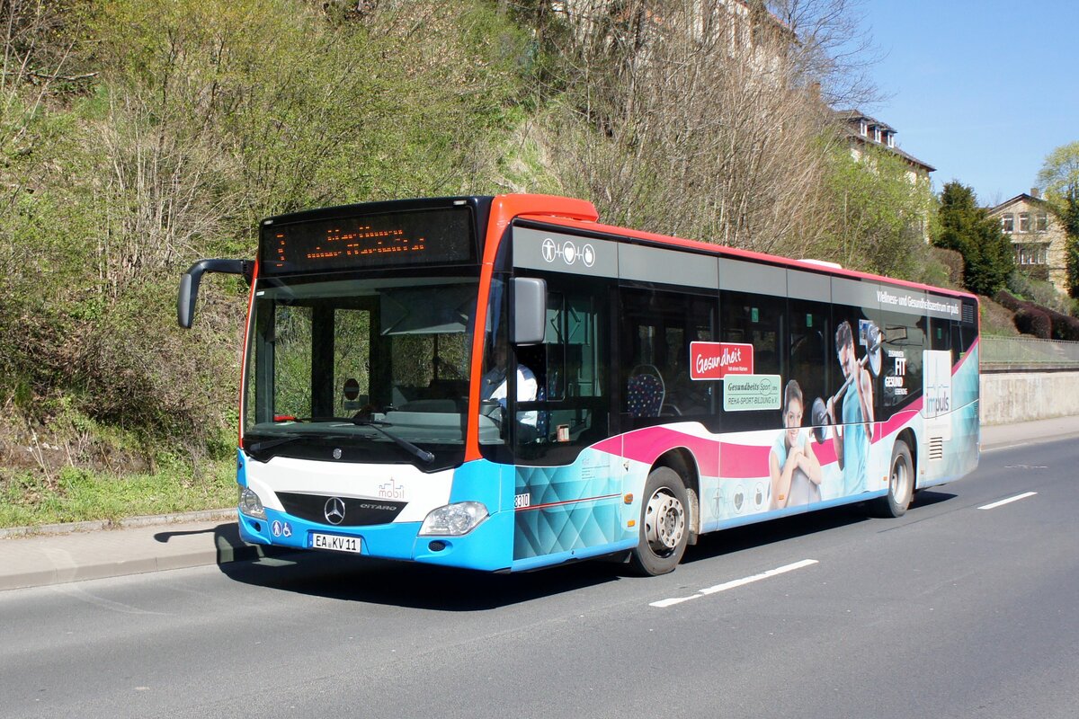 Bus Eisenach / Bus Wartburgkreis: Mercedes-Benz Citaro C2 (EA-KV 11) vom Verkehrsunternehmen Wartburgmobil (VUW), aufgenommen im April 2022 im Stadtgebiet von Eisenach.