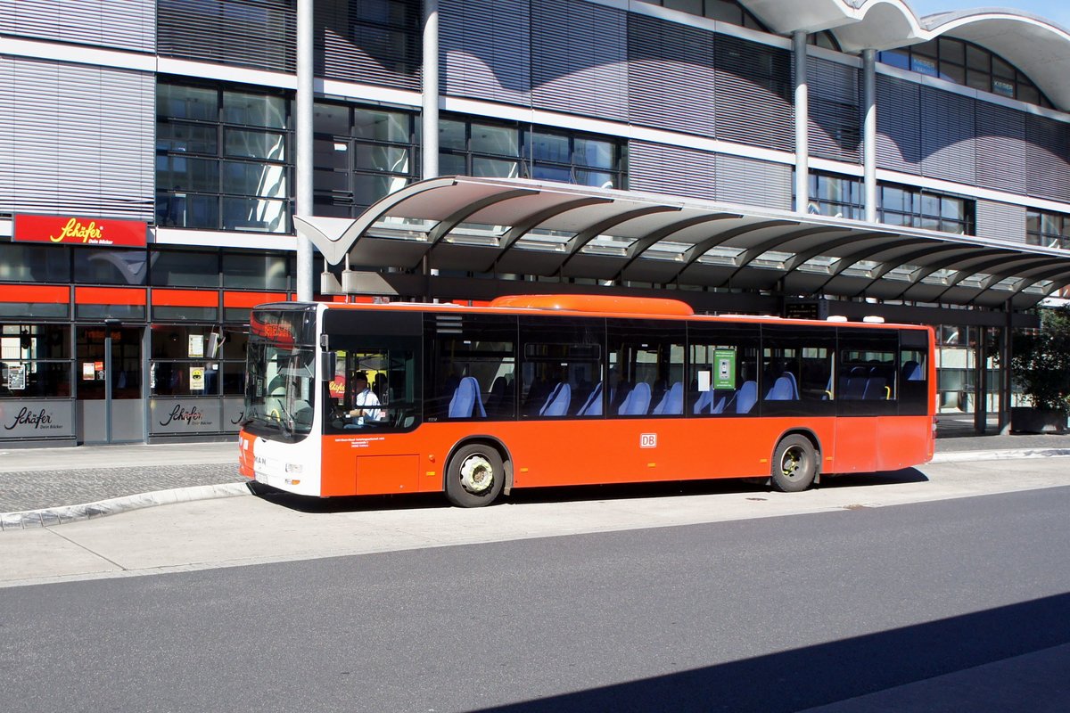 Bus Koblenz: MAN Lion's City Ü der RMV Rhein-Mosel Verkehrsgesellschaft mbH, aufgenommen im September 2020 am Hauptbahnhof in Koblenz.