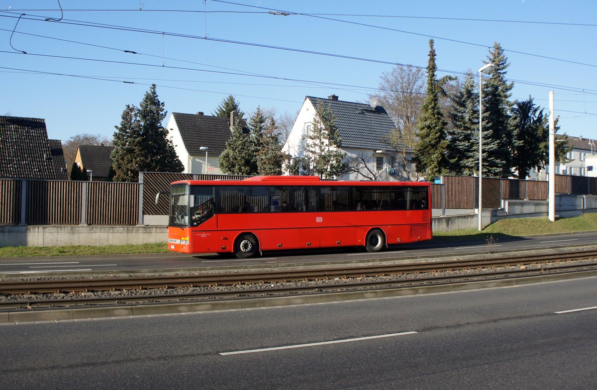 Bus Mainz: Setra S 315 UL vom Rhein-Nahe-Bus (Omnibusverkehr Rhein-Nahe / ORN),  aufgenommen im November 2016 in der Nähe der Haltestelle  Jägerhaus  in Mainz.