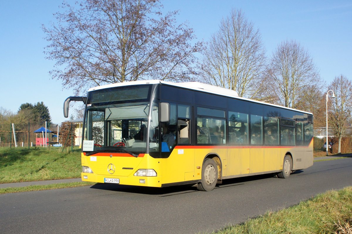 Bus Rheinland-Pfalz / Bus Dierdorf: Mercedes-Benz Citaro Ü (KO-KA 998) vom Verkehrsbetrieb Rhein-Westerwald GmbH (Zickenheiner-Gruppe), aufgenommen im Dezember 2019 im Stadtgebiet von Dierdorf (Landkreis Neuwied).