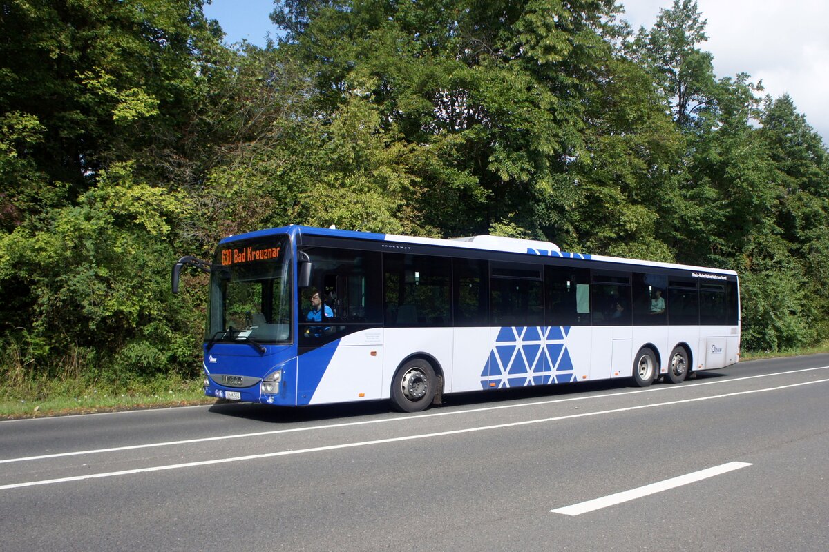 Bus Rheinland-Pfalz / Rhein-Nahe Nahverkehrsverbund (RNN): Iveco Crossway LE LINE 14.5 m (KH-K 551) vom KRN (Kommunalverkehr Rhein-Nahe GmbH), aufgenommen im August 2023 in Mainz-Bretzenheim.