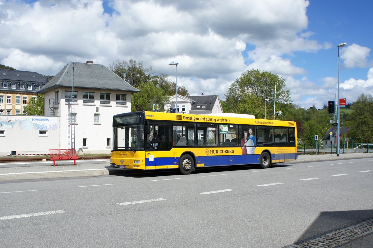 Bus Schwarzenberg / Bus Erzgebirge: MAN NL (ASZ-BV 66) der RVE (Regionalverkehr Erzgebirge GmbH), aufgenommen im Mai 2021 am Bahnhof von Schwarzenberg / Erzgebirge.
