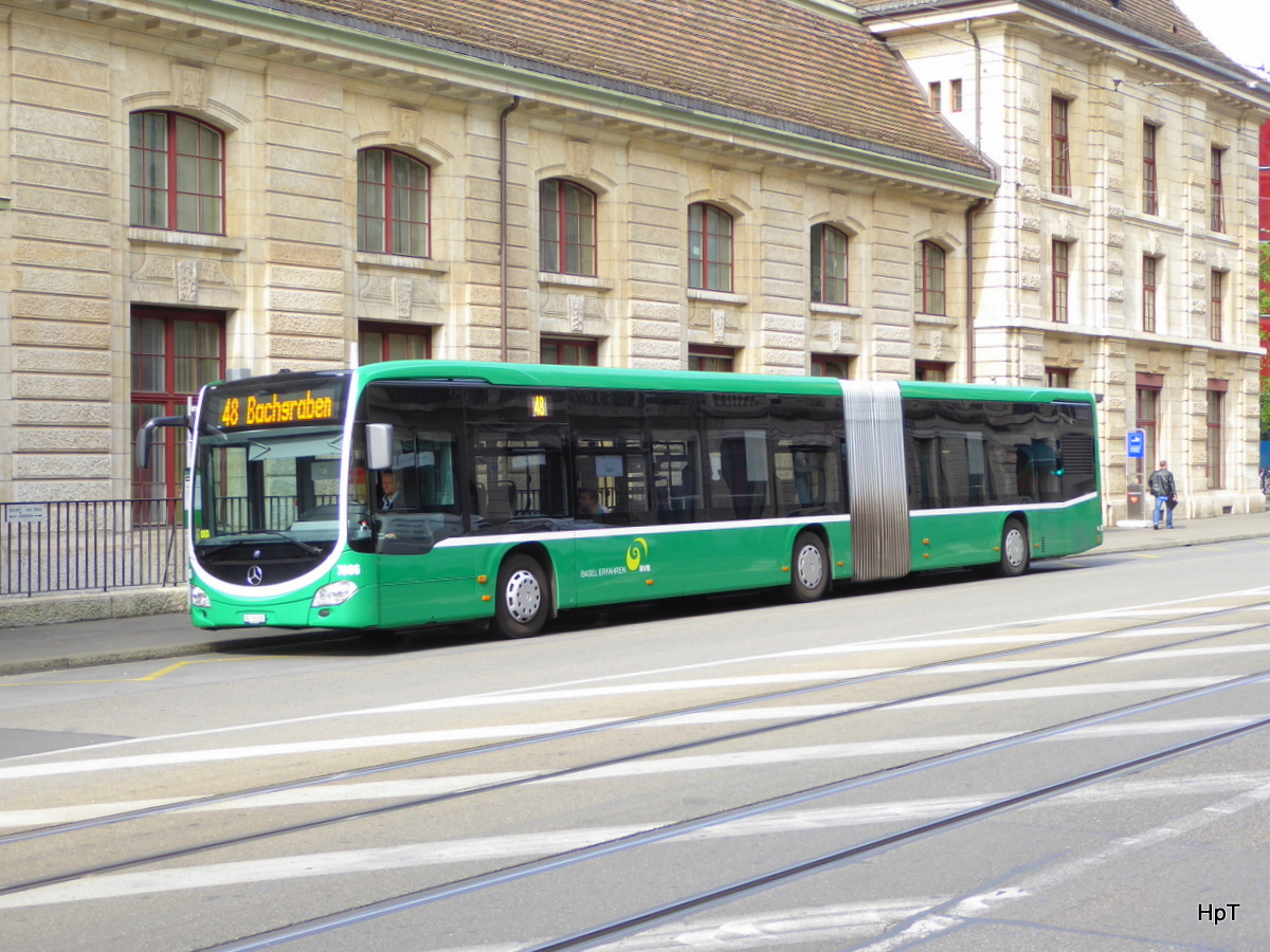 BVB - Mercedes Citaro Nr.7006  BS 99306 unterwegs auf der Linie 48 bei den Bushaltestellen vor dem Bahnhof in Basel SBB am 09.05.2016