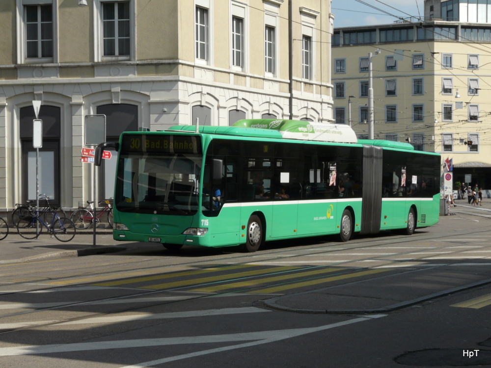 BVB - Mercedes Citaro Nr.715  BS  6674 unterwegs auf der Linie 30 in Basel am 31.08.2013
