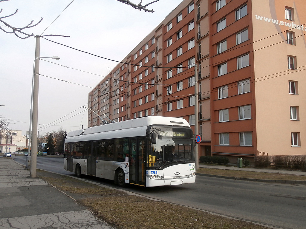 Chomutov. Solaris Trollino 12AC in Chomutov, Březeneckástrasse. (3.3.2014)