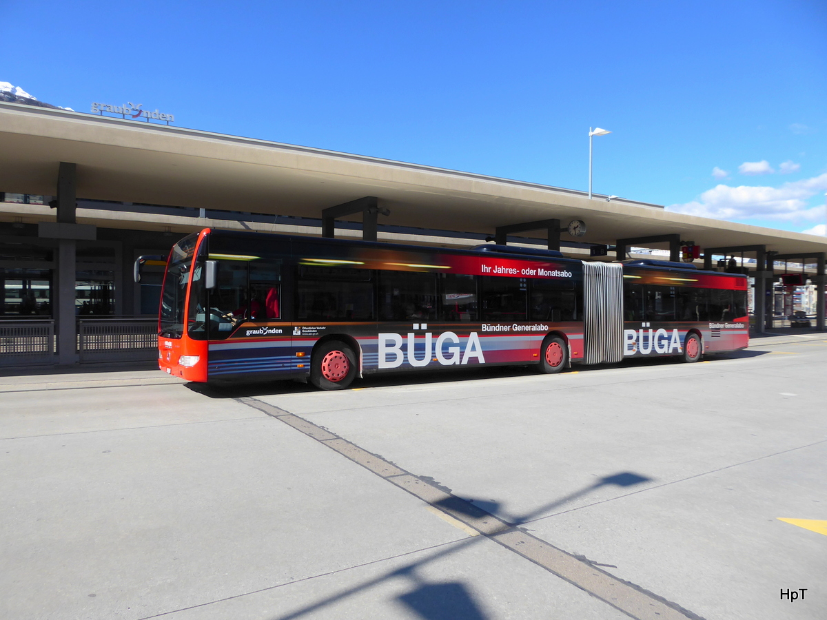 Chur Bus - Mercedes Citaro GR 155853 unterwegs vor dem Bahnhof in Chur am 26.03.2016
