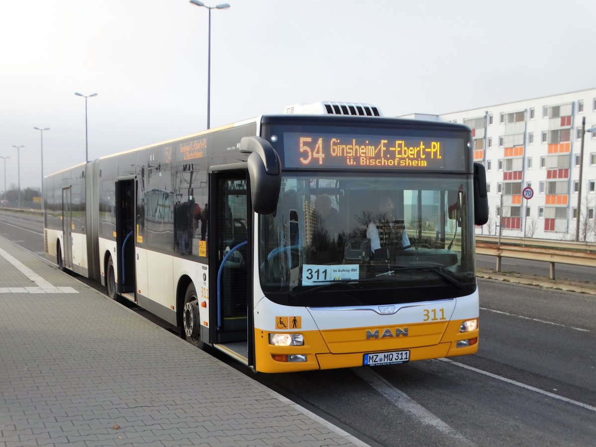 DB Regio Südwest MAN Lions City G Wagen 311 am 02.12.17 in Mainz 