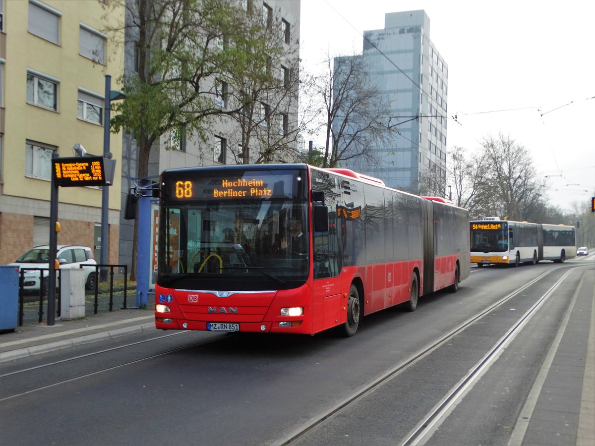 DB Rhein Nahe Bus MAN Lions City G am 02.12.17 in Mainz Hauptbahnhof