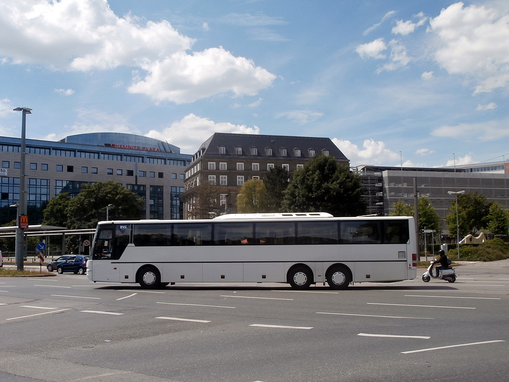 Der neulackiert Neoplan der RVE in Chemnitz (27.6.2014)