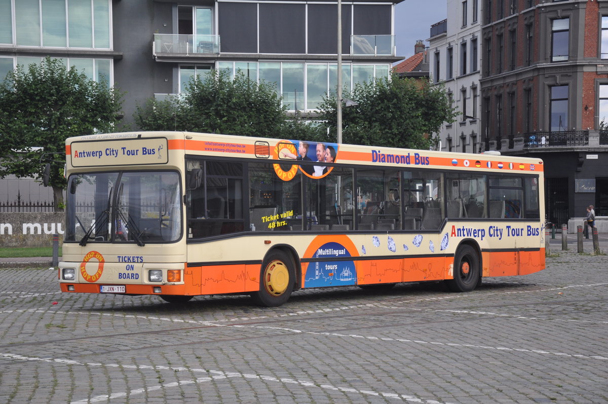 Diamond Bus MAN aufgenommen 16.08.2015 am Plantinkaai Antwerpen