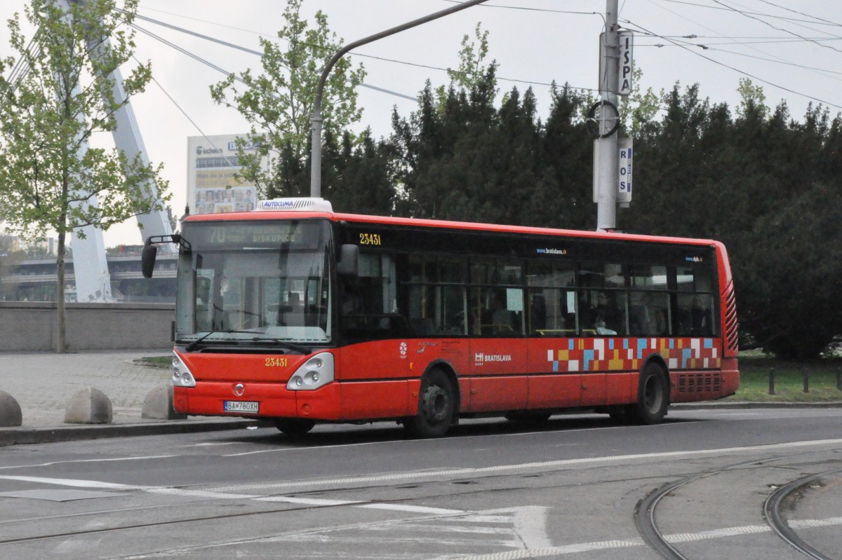 DPB, Bratislava. Irisbus Citelis (Nr.23431) in Bratislava, Námestie Ľudovíta Štúra. (21.4.2014)