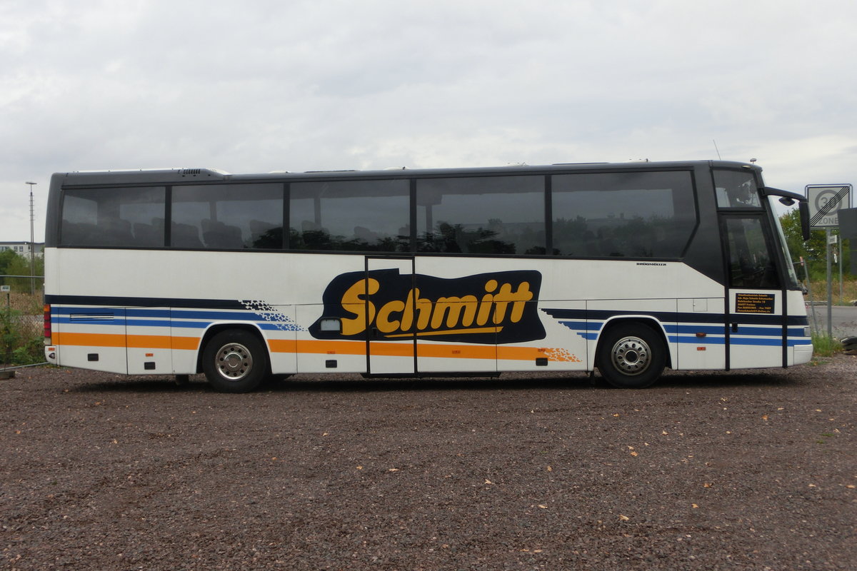 Drögmöller E 330 H EuroComet von Omnibusbetrieb Schmitt am 28.08.2016 in Landau