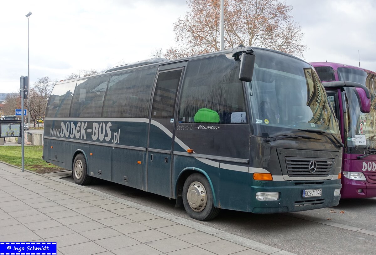 Dudek-Bus aus Polanka Wielka / Polen ~ KOS 71090 ~ Ernst Auwärter Clubstar (Mercedes Benz Atego) ~ 12.02.2019 in Stuttgart