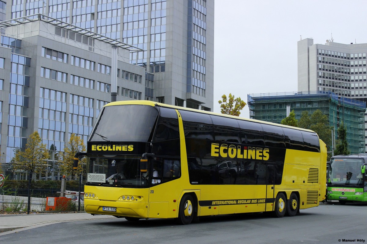 Ecolines Wagen 273 aus Littauen.
Augenommen am 21.10.2013, Essen ZOB
