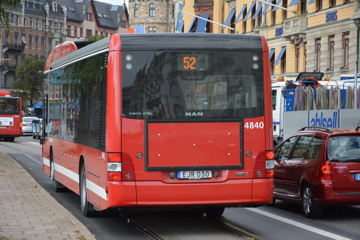 EJR 030 (MAN Lion's City) fährt am 16.09.2014 auf der Linie 52. Aufgenommen Strandvägen Stockholm.