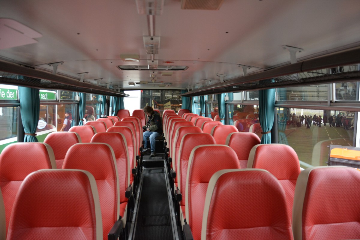 Fahrgastraum Ikarus 255 (SLF-IK 83H) beim Fest 100 Jahre Omnibus in Dresden. Aufgenommen am 06.04.2014.