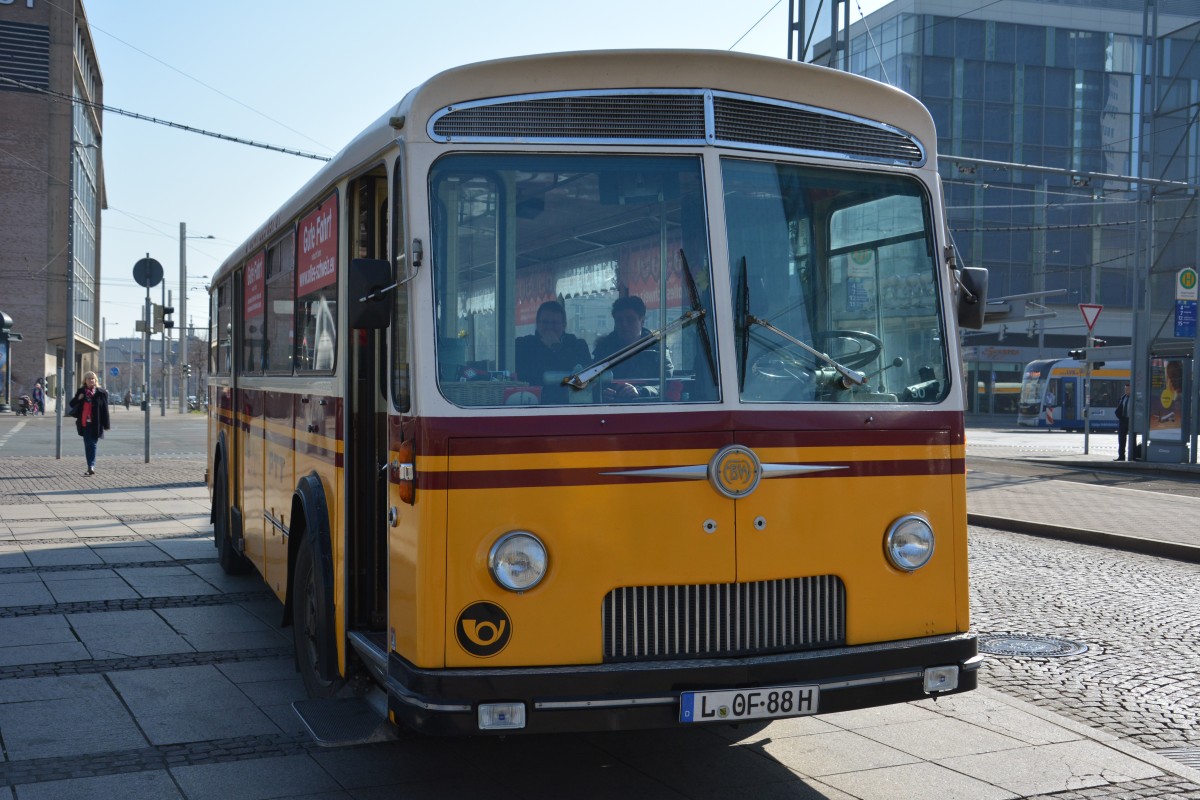 FBW B 51U (L-OF 88 H) aus dem Jahr 1964 steht in originaler Lackierung in der Innenstadt von Leipzig. Aufgenommen am 13.03.2014.