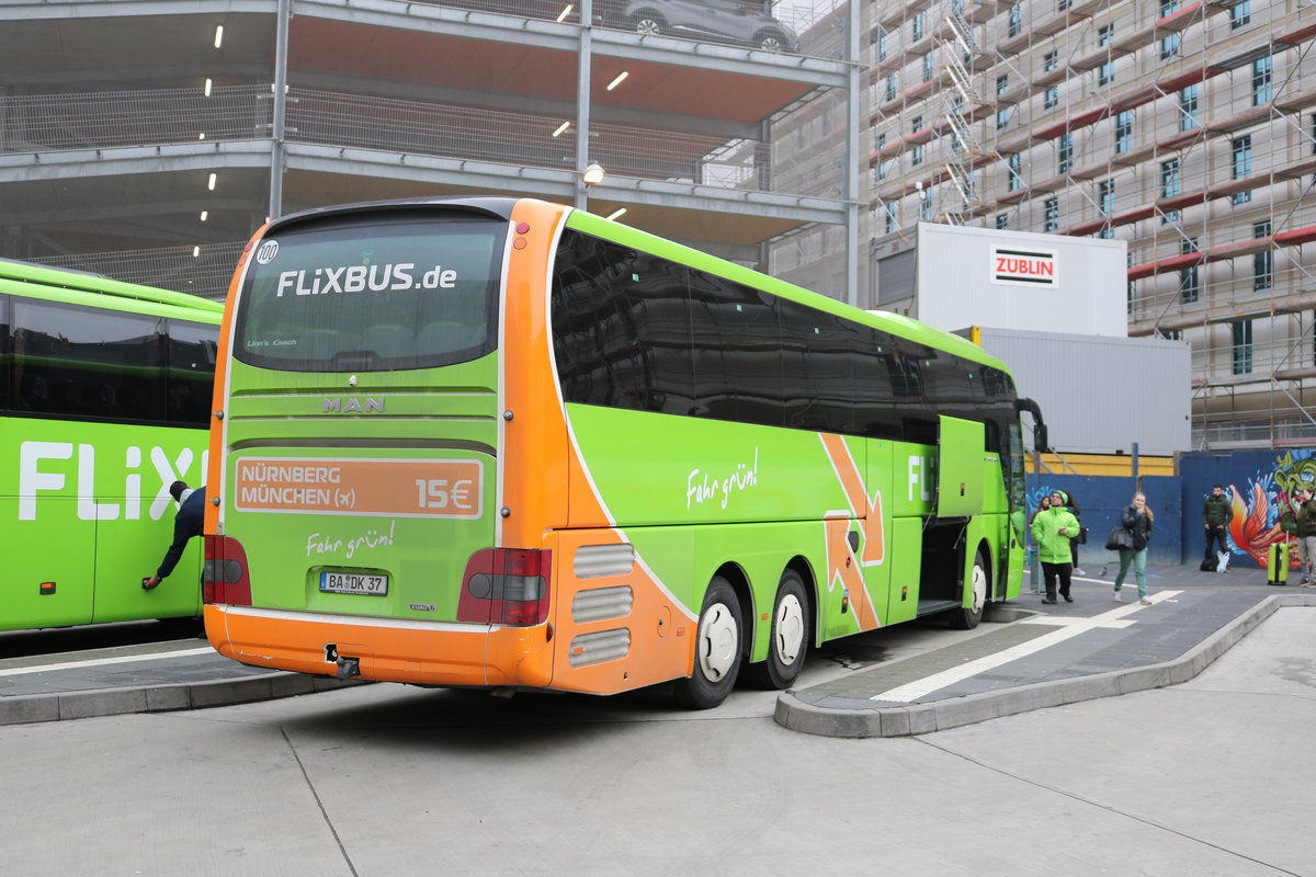 Flixbus MAN Lions Coach am 27.01.18 in Frankfurt am Main Busbahnhof (Südseite Hbf)