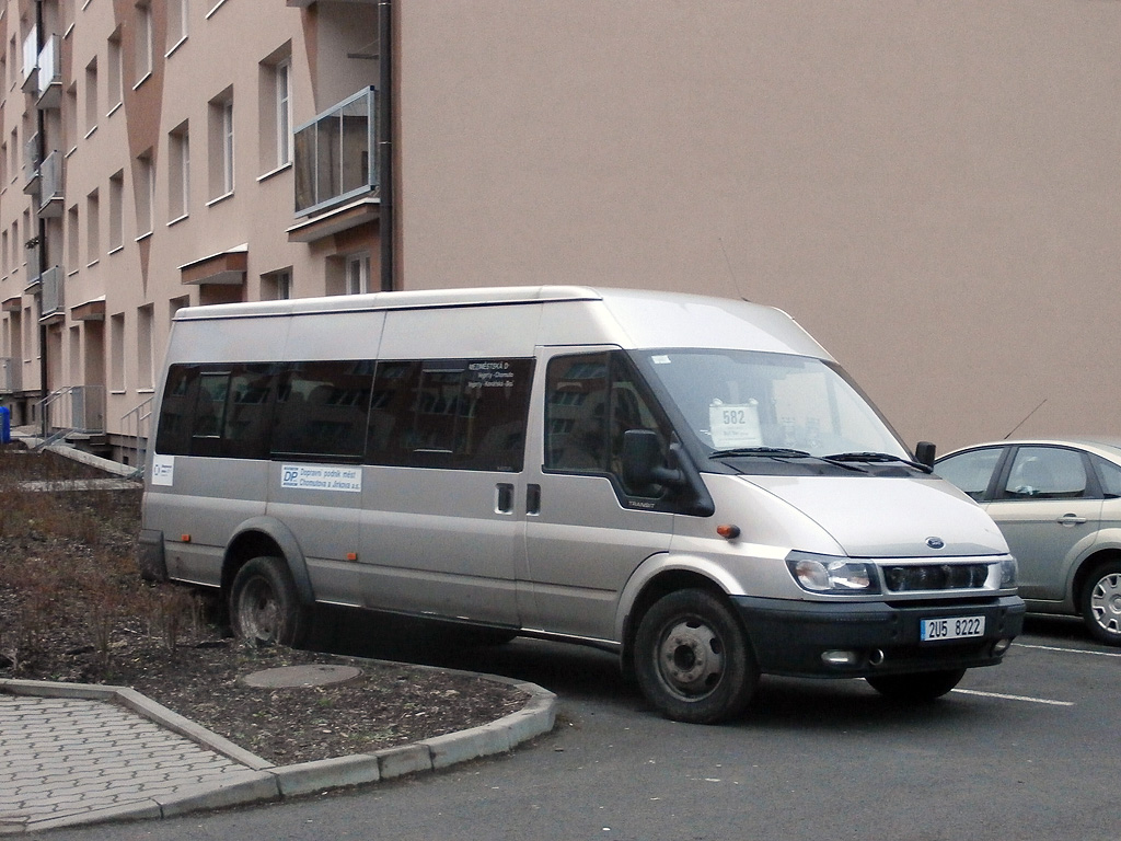 Ford Transit der DPCHJ in Vejprty (Weipert). (23.12.2014)