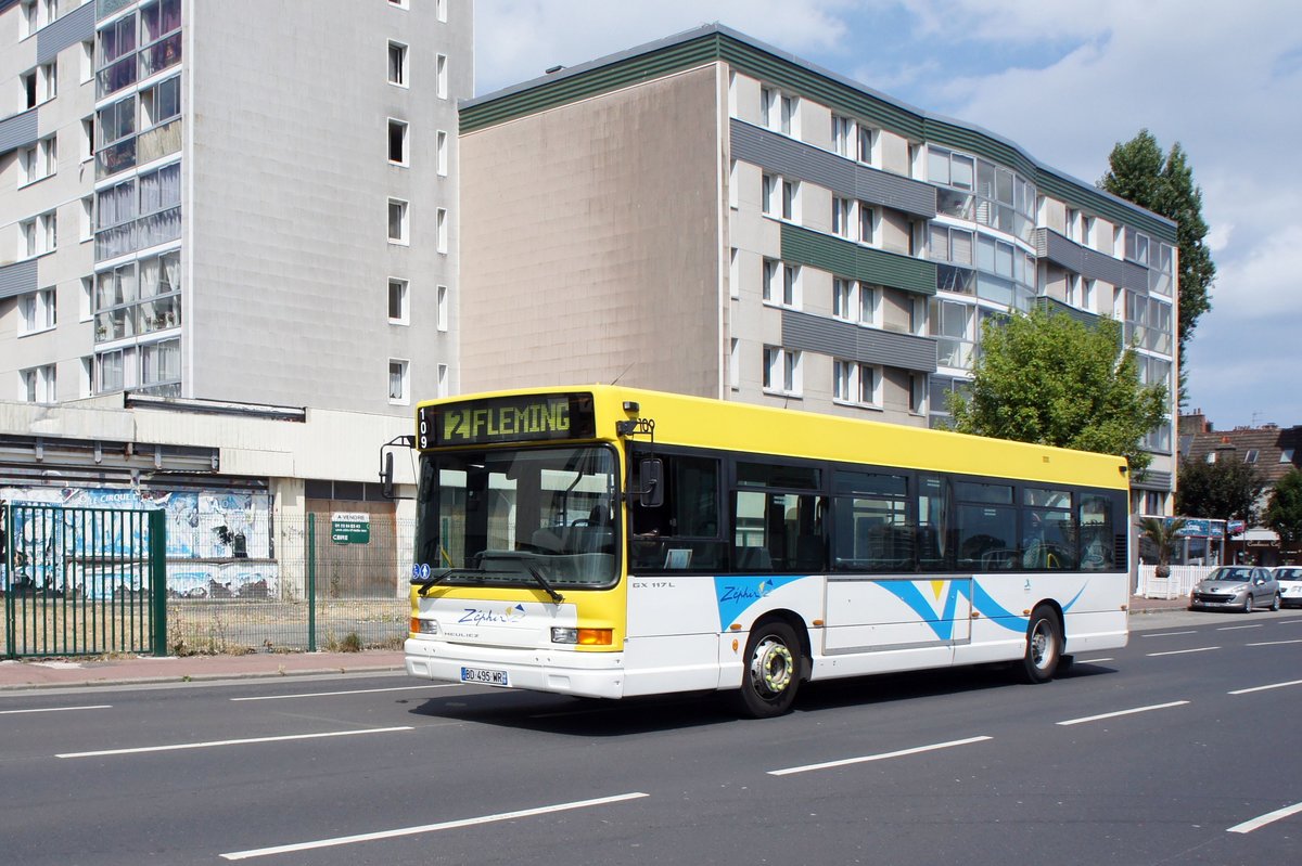 Frankreich / Région Normandie / Bus Cherbourg-en-Cotentin: Heuliez GX 117 L (Wagen 109)von Zéphir Bus (Keolis Cherbourg), aufgenommen im Juli 2018 im Stadtgebiet von Cherbourg-en-Cotentin.