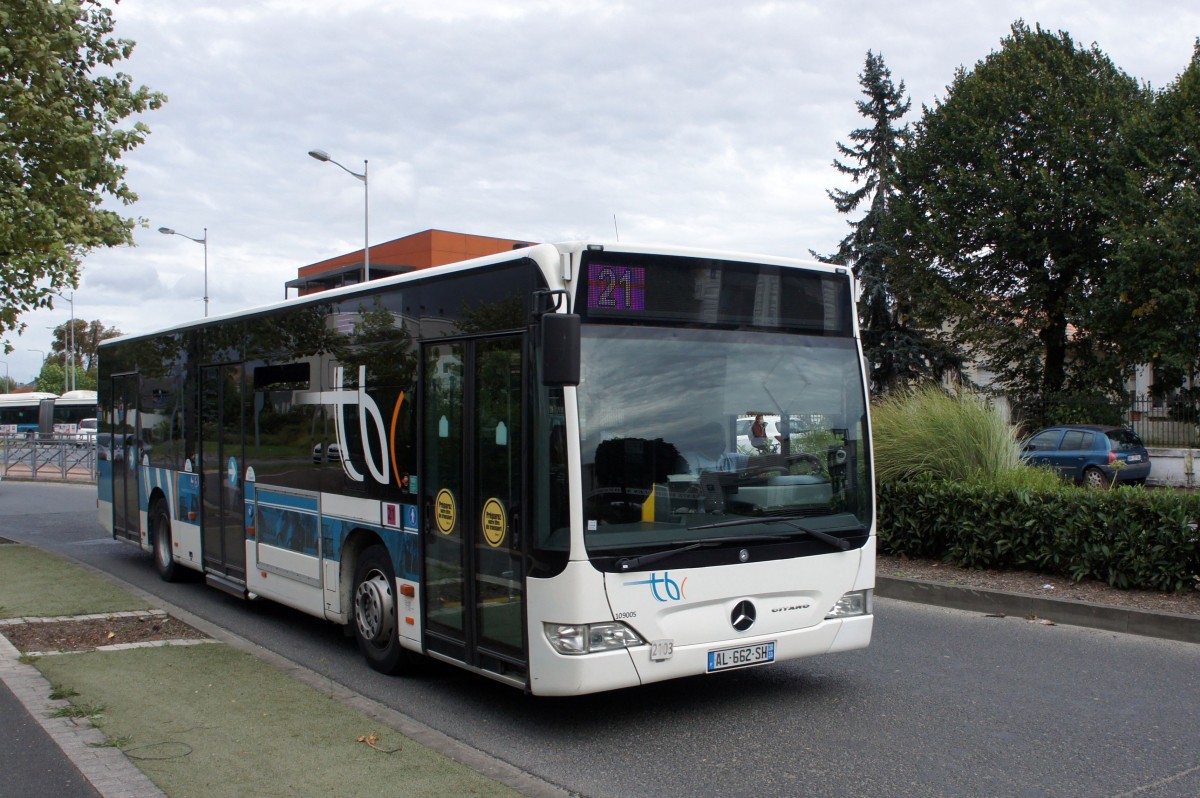 Frankreich / Stadtbus Bordeaux: Mercedes-Benz Citaro Facelift der TBC Bordeaux, aufgenommen im September 2015 in der Nähe der Haltestelle  Creps  in Bordeaux.