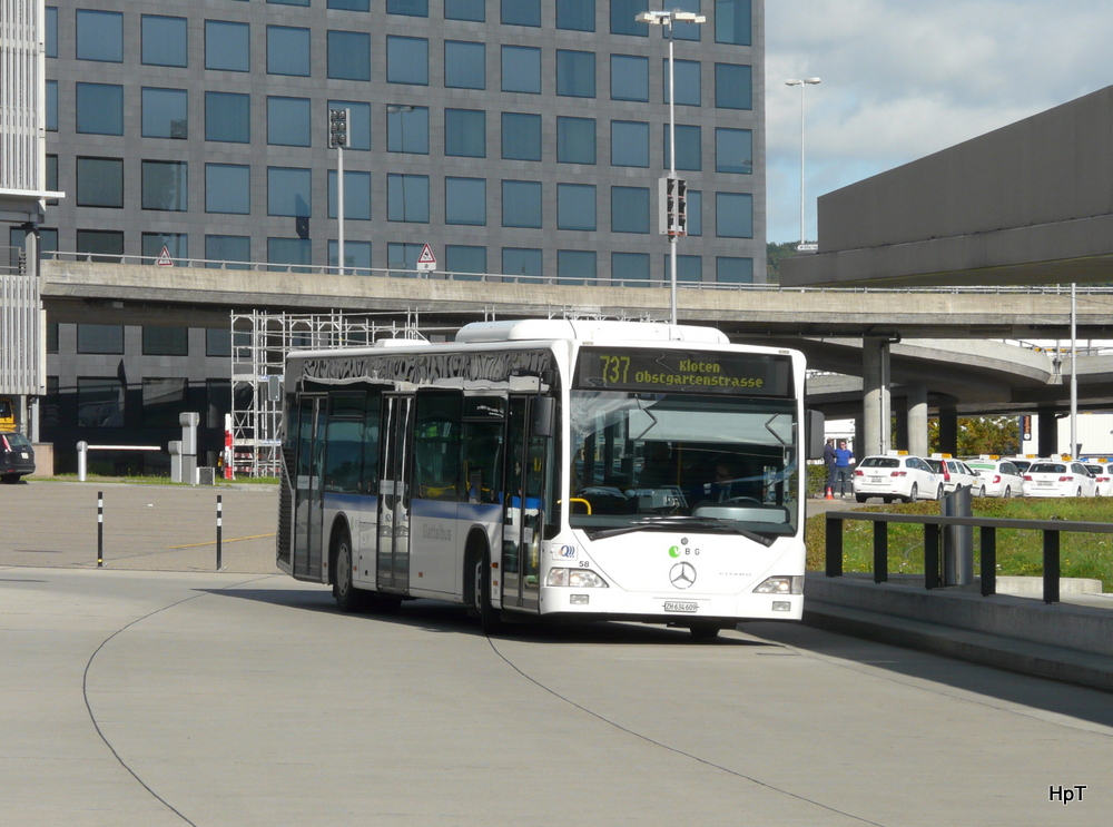 Glattalbus - Mercedes Citaro  Nr.58  ZH  634609 unterwegs auf der Linie 737 beim Flughafen Zrich am 17.10.2013