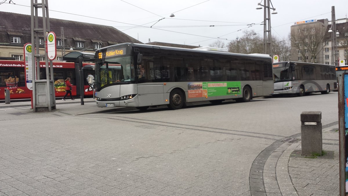 Hier der KA HT 632 von Hagro Transbus auf der Busline 55 zum Kühler Krug. Gesichtet am Hauptbahnhof in Karlsruhe am 28.01.2018.