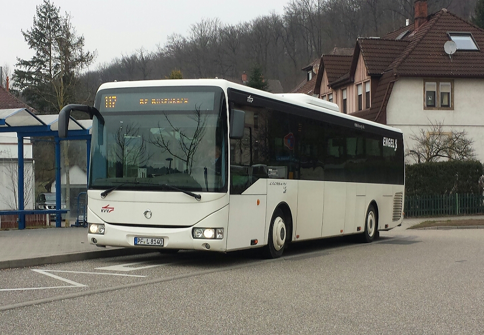 Hier kam der PF L 8140 von Engel Reisen erst aus Karlsruhe Grünwttersbach an. Er hat den Zielfim 117 BF Busenbach. Gesichtet am Bahnhof Busenbach am 26.03.2018.