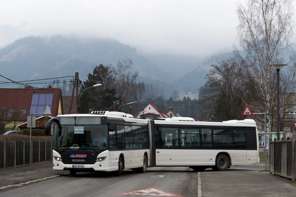 In der Karwoche testen die Mürztaler Verkehrs-Gesellschaft m.b.H. einen Scania Citywide LFA auf der Hauptlinie. 

Scania Citywide LFA verlässt auf der Linie 2 gerade die Schleife Apfelmoar, 28.03.2018