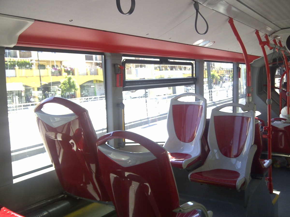 Innenraum MB 0 530 G C2 (Citaro), Transportes Rober, Granada (Spanien), Linie SN2, Richtung Palacio de Deportes, Abfahrt Estación de autobuses, 27.06.2015