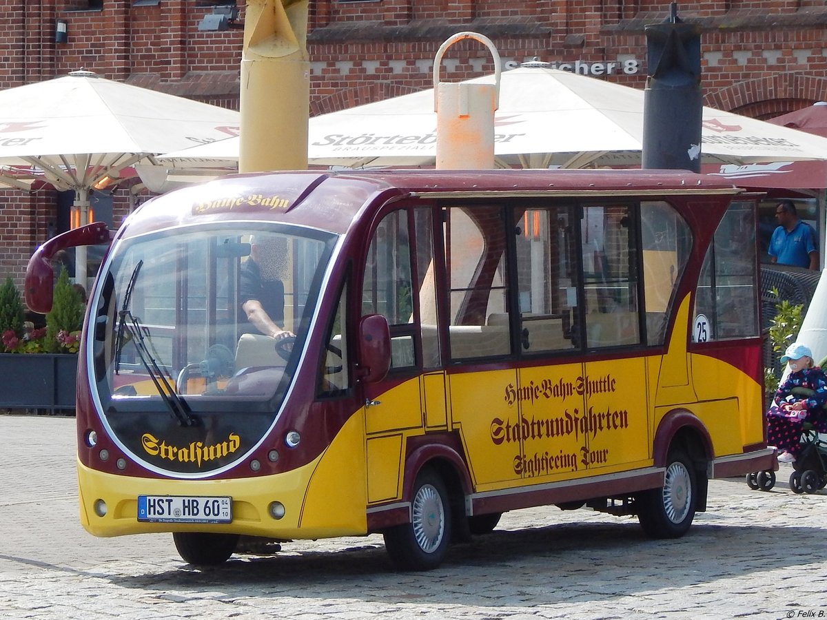 Kleinbus von Hanse-Bahn in Stralsund am 26.08.2018