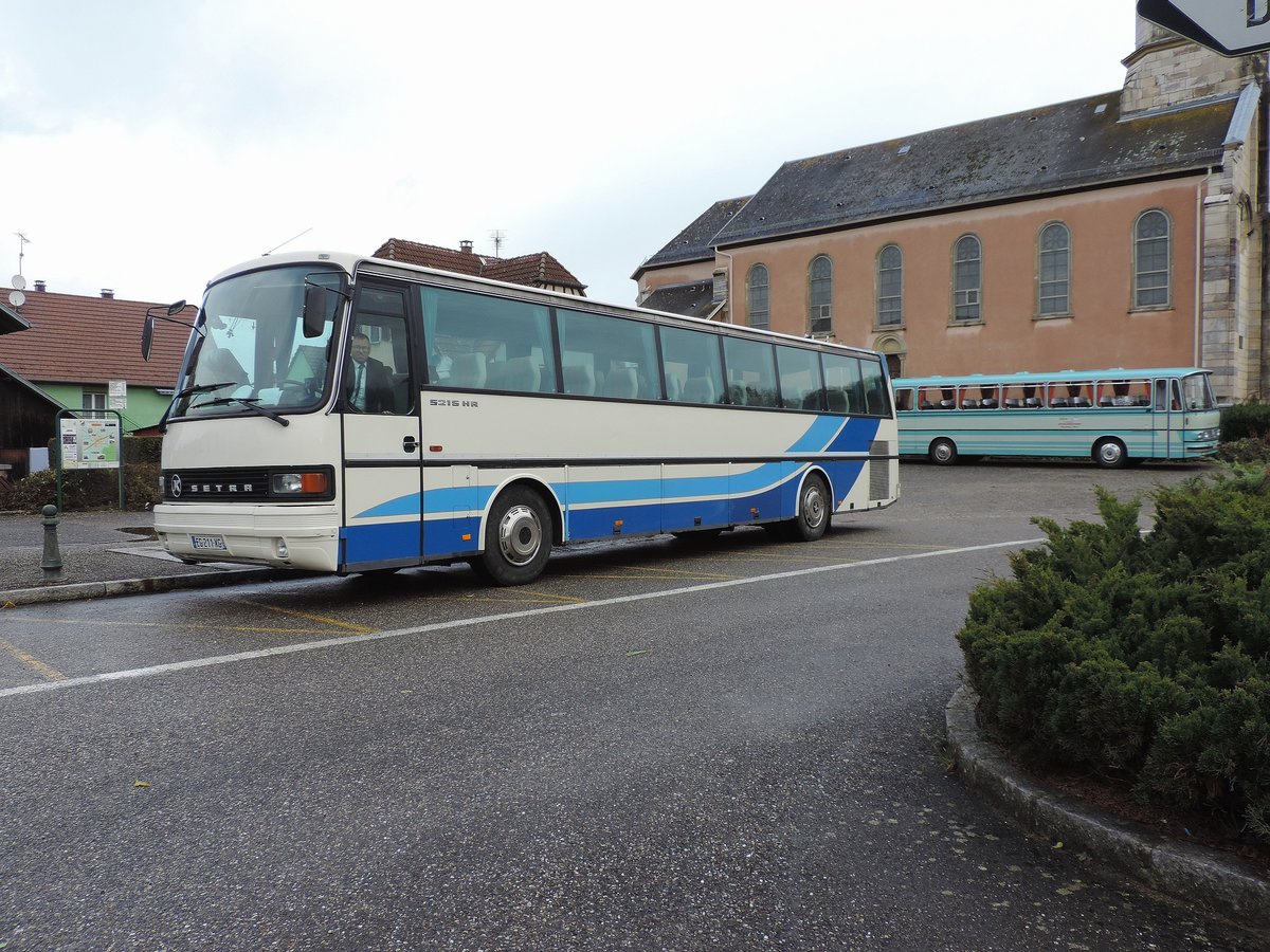 Liebsdorf - Elsass - 12.11.17 : Setra S 215 HR - Verein Autocars Anciens de France