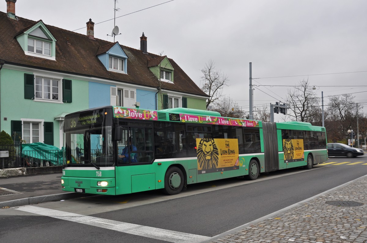 MAN Bus 758 auf der Linie 36 bedient die Haltestelle Morgartenring. Die Aufnahme stammt vom 07.12.2014.