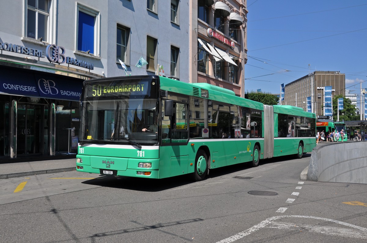 MAN Bus 781 auf der Linie 50 am Bahnhof SBB. Die Aufnahme stammt vom 16.07.2014.