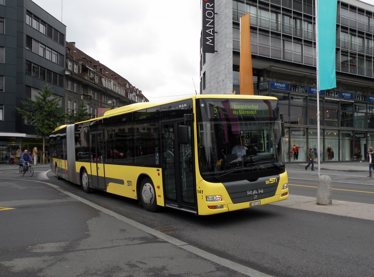 MAN Bus mit der Betriebsnummer 141 auf der Linie 5 am Bahnhof Thun. Die Aufnahme stammt vom 09.10.2013.