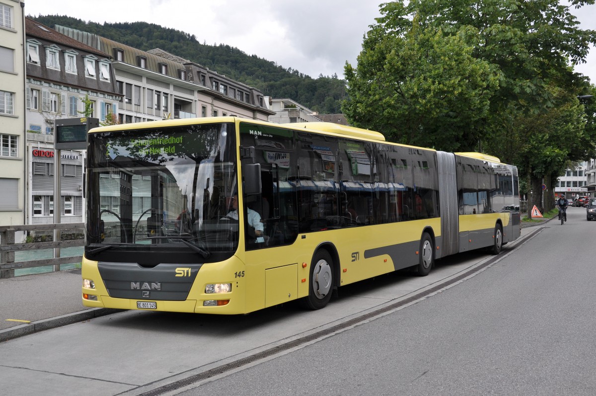 MAN Lions City 145 auf der Linie 2 bei der Haltestelle Postbrücke in Thun. Die Aufnahme stammt vom 29.07.2014.